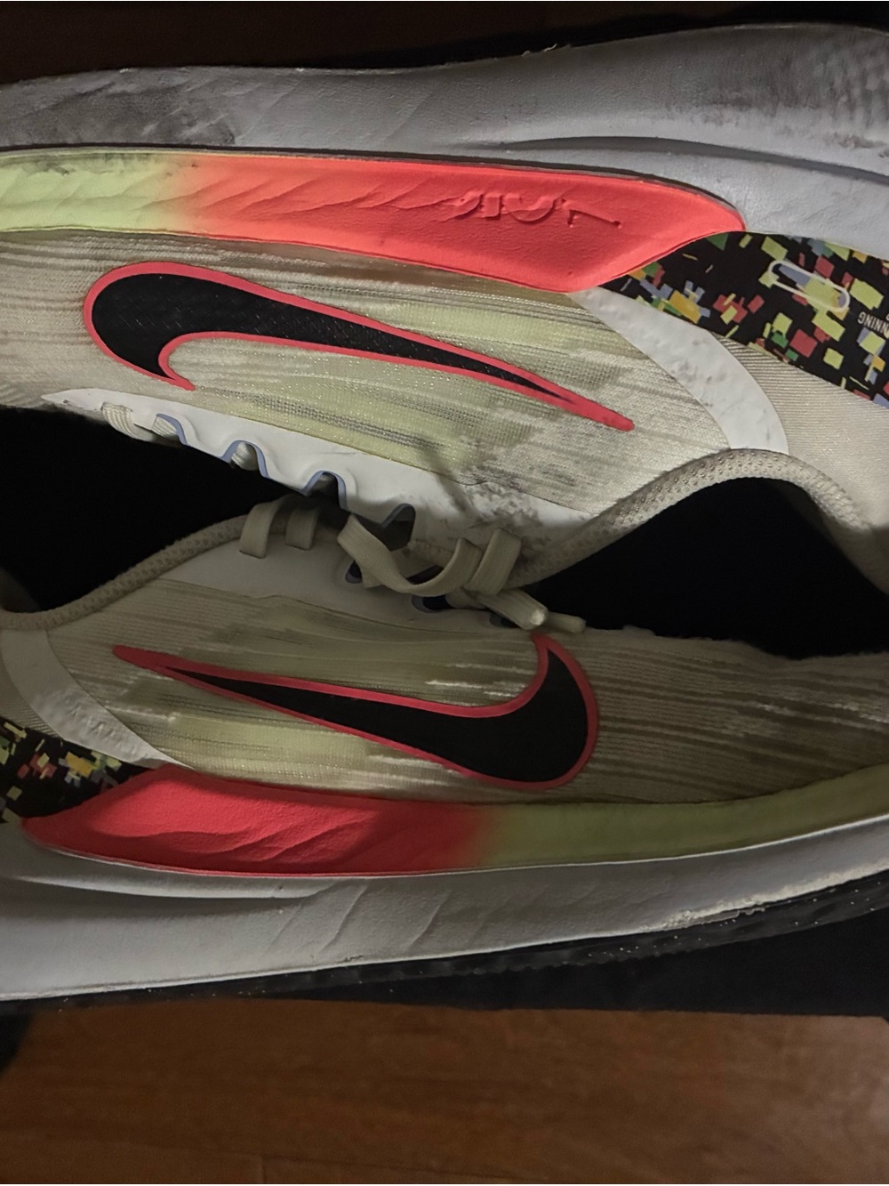 Nike White/Neon Coral‎ Running Shoes with Black Swoosh